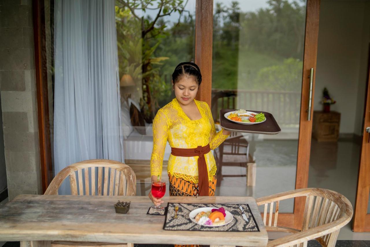 Ubud Paras Villa Exterior foto